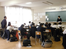 国語科の授業のようす