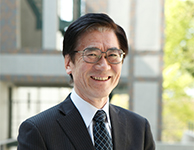 角田 秀明